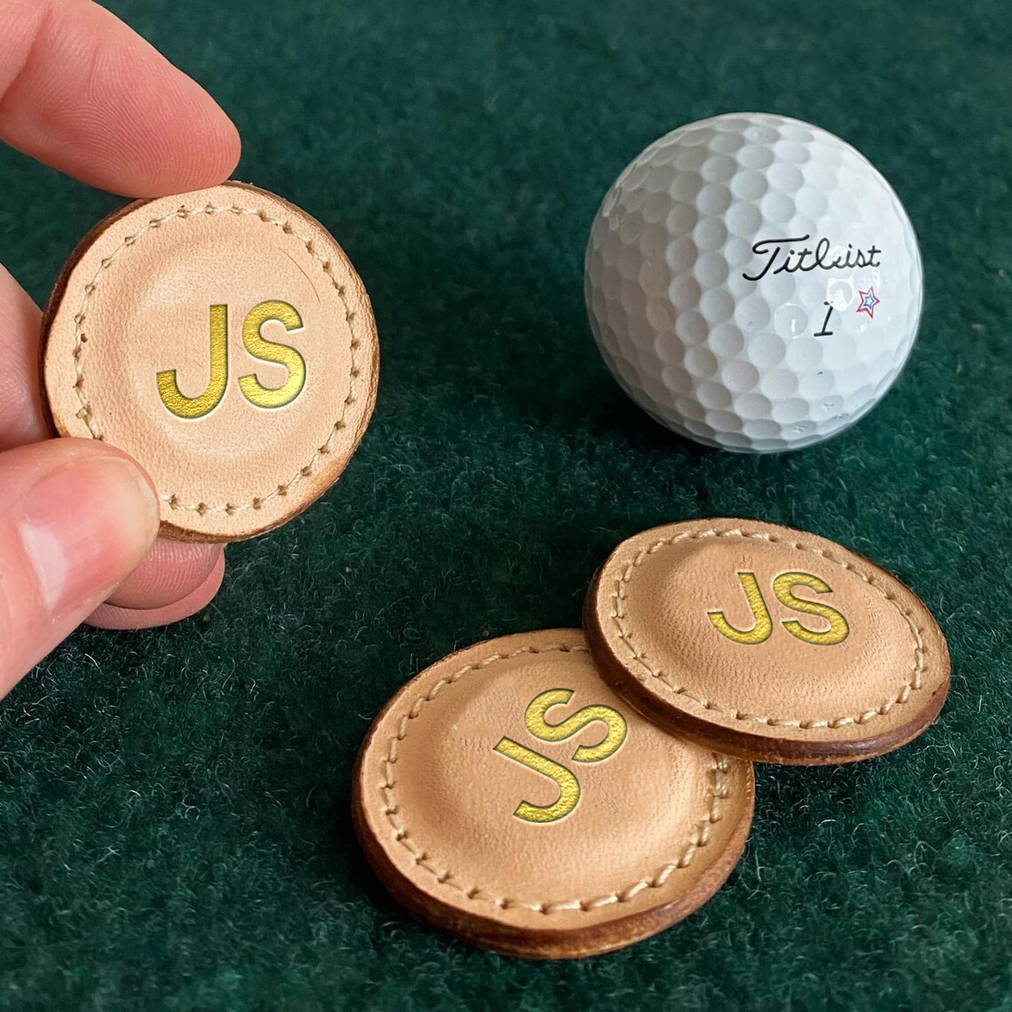 Premium Leather Golf Ball Marker (Set of 2) – Northwind Supply Premium Leather Golf Ball Marker (Set of 2) – Northwind Supply