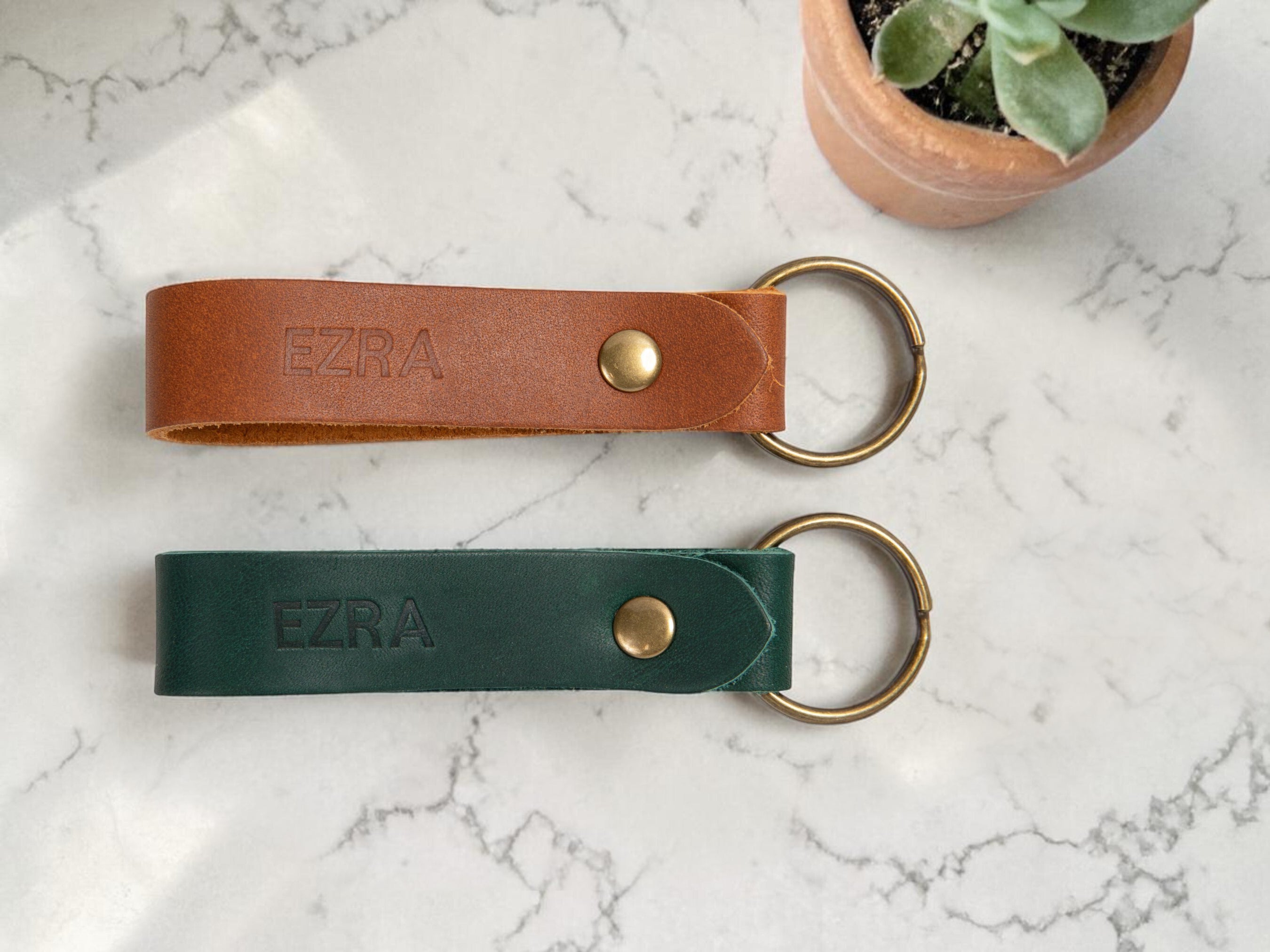 Personalized Leather Keychain l Monogrammed Leather Keychain USA