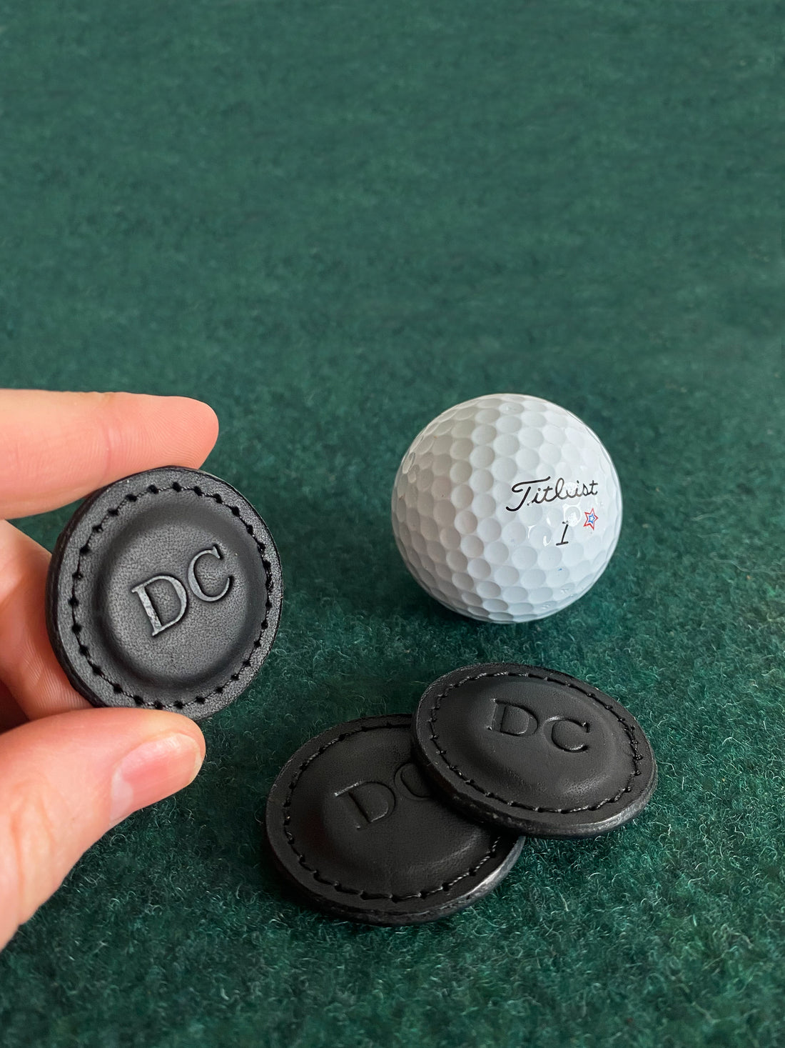 Custom golf ball markers Personalized leather golf markers  black Custom golf ball markers  custom engraved initials golf ball markers